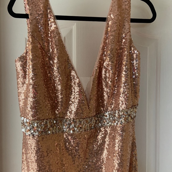 Rose gold sequin gown - Picture 8 of 8